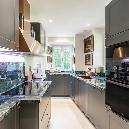 Villa Luxurious With Heated Pool 5br-10p - *