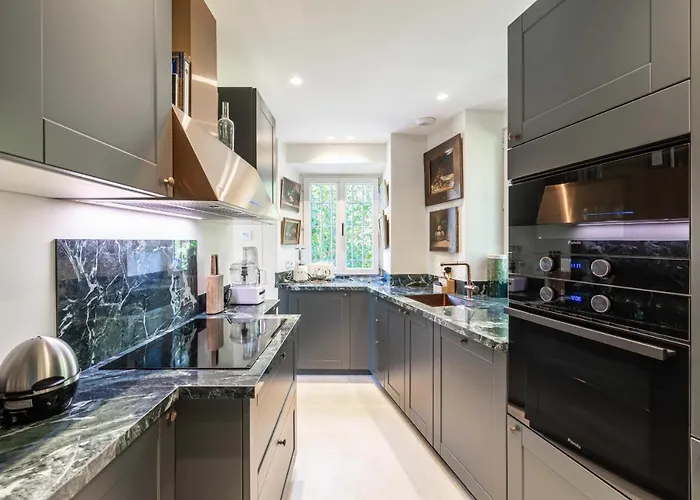 Villa Luxurious With Heated Pool 5br-10p - *
