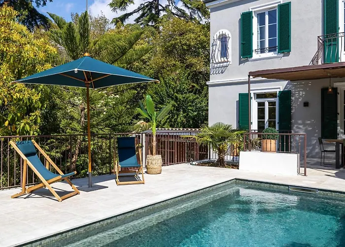 Villa Luxurious With Heated Pool 5br-10p -
