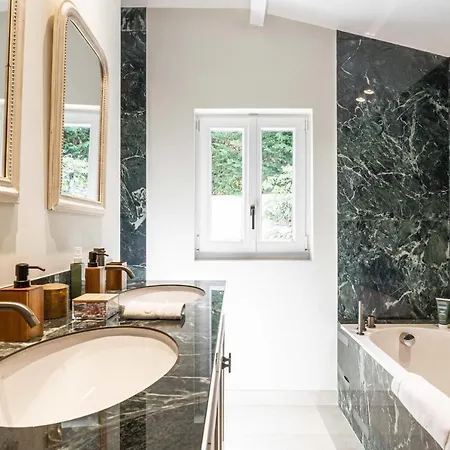 Villa Luxurious With Heated Pool 5br-10p - *
